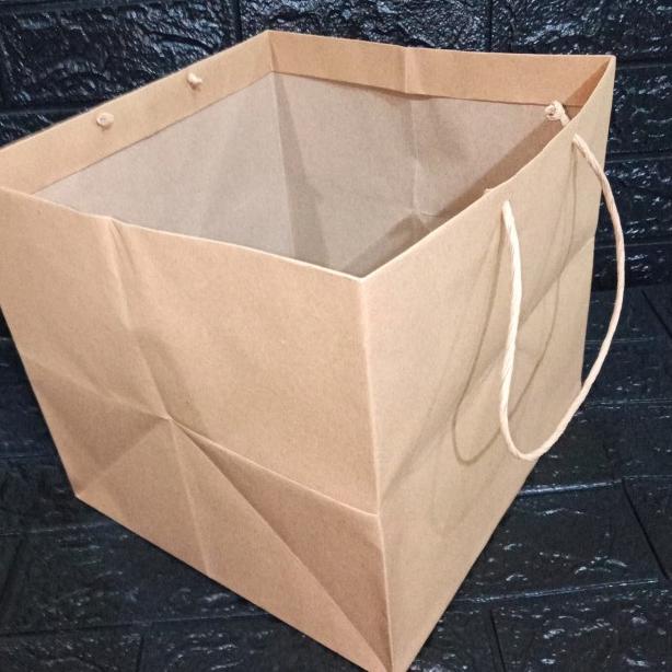 

paper bag 27 cm x 27 cm tinggi 29 cm