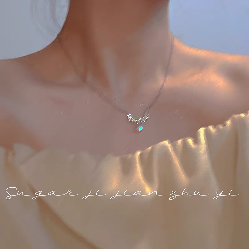 Kalung Rantai Choker Liontin Sayap Malaikat Warna Silver Untuk Wanita