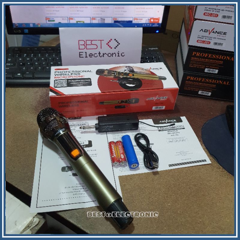 Advance Microphone Mic Single Wireless + Receiver MIC 102