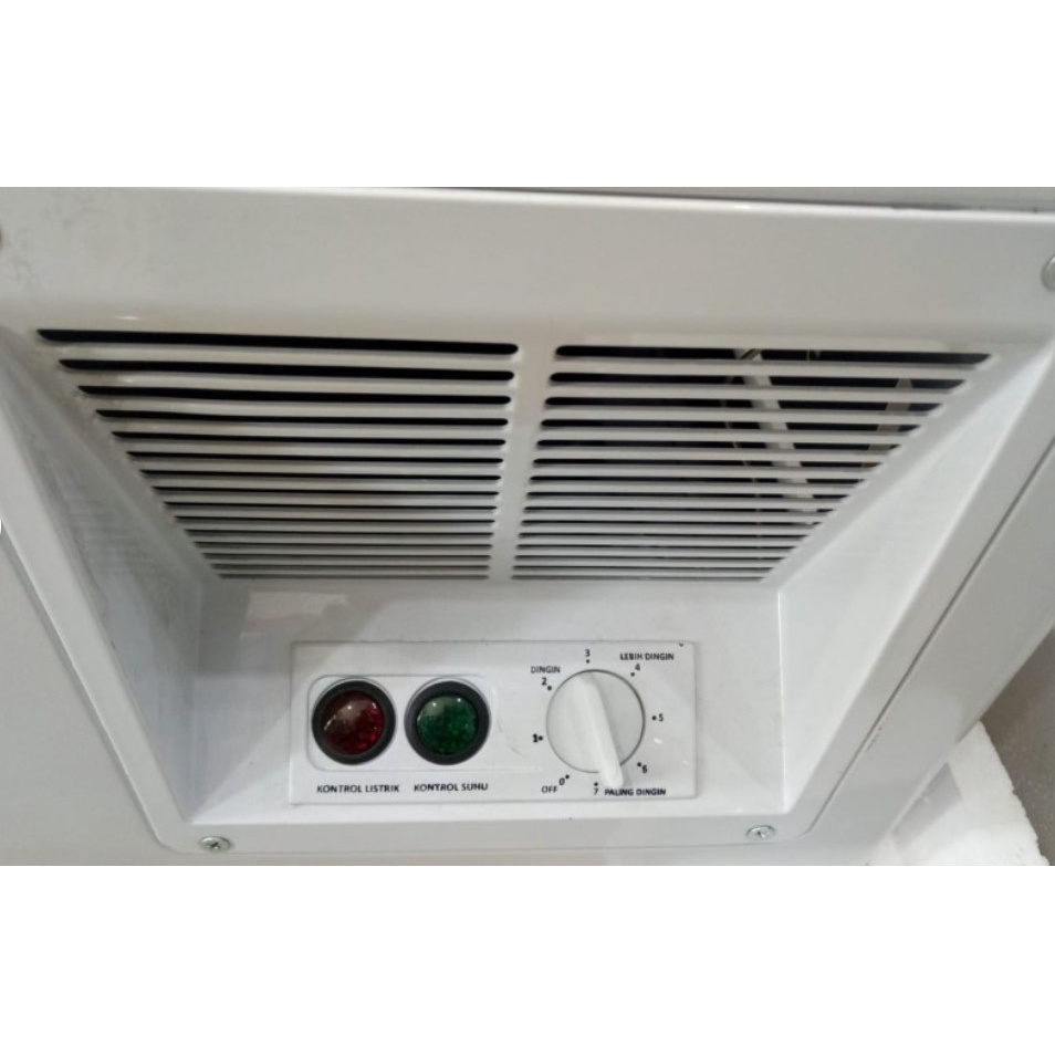 Maspion Chest Freezer Box Sliding Glass 400L Uchida UFH-400C UFH 400C