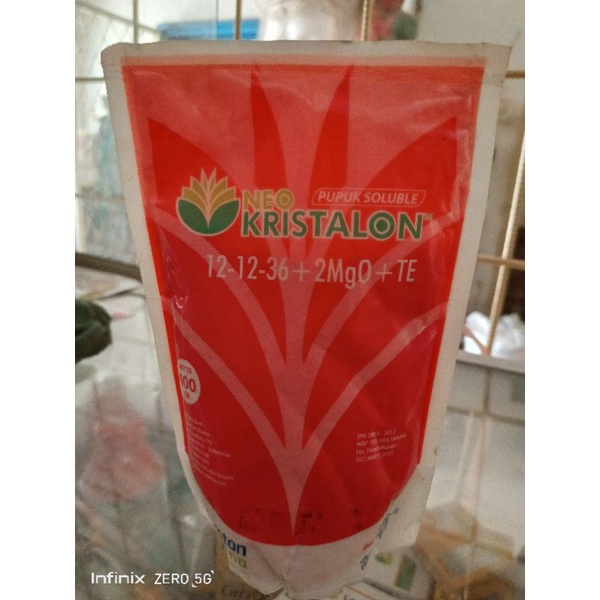 Pupuk Neo Kristalon merah 400gram