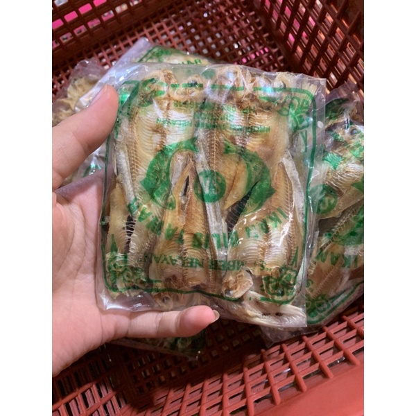 

Ikan bilis tawar /bks