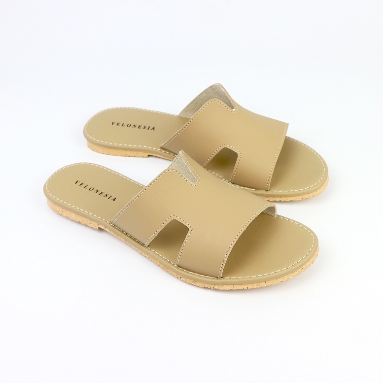 Sandal Wanita Model Slop Flat Alas Empuk Sol Karet Anti Licin Velonesia - Dolci