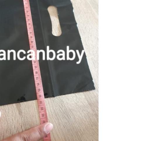 

Plastik Klip Pond Oval 30x38+7 Hitam Ziplock Cetik Zipper Plong Sepatu