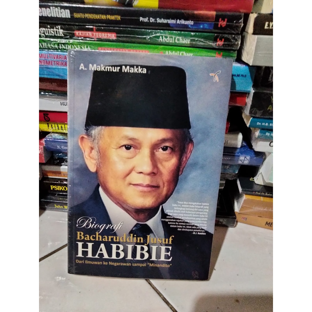 Jual Biografi Bacharuddin Jusuf Habibie By A.Makmur Makka | Shopee ...