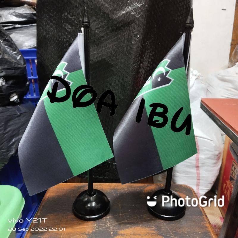 

best seller tiang kayu meja+bendera HMI