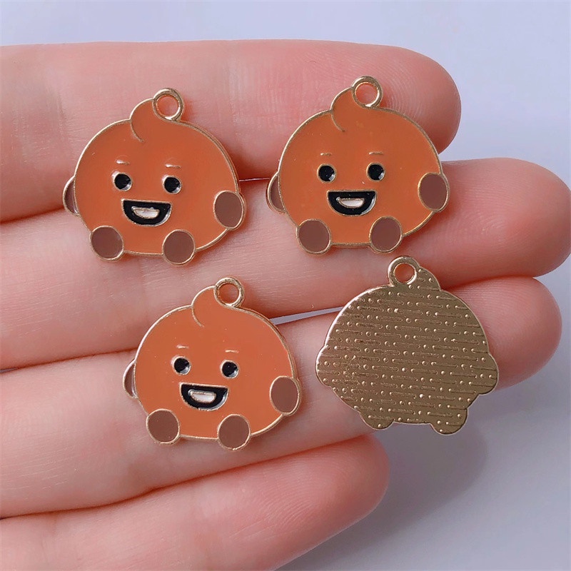 4pcs Liontin Kalung Bentuk Karakter Kartun Binatang Bahan Alloy Charms