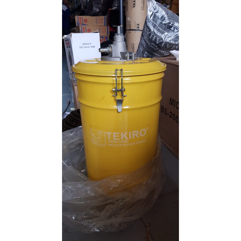 POMPA OLI DRUM 20 LITER TEKIRO/ POMPA OLI MANUAL TEKIRO 20L/POMPA DRUM