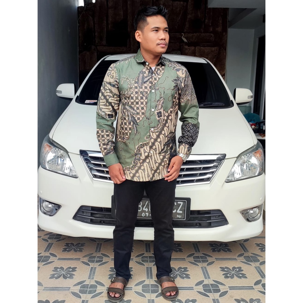 Kemeja Batik Pria Lengan Panjang Baju Cowok Slimfit M L XL Terlaris