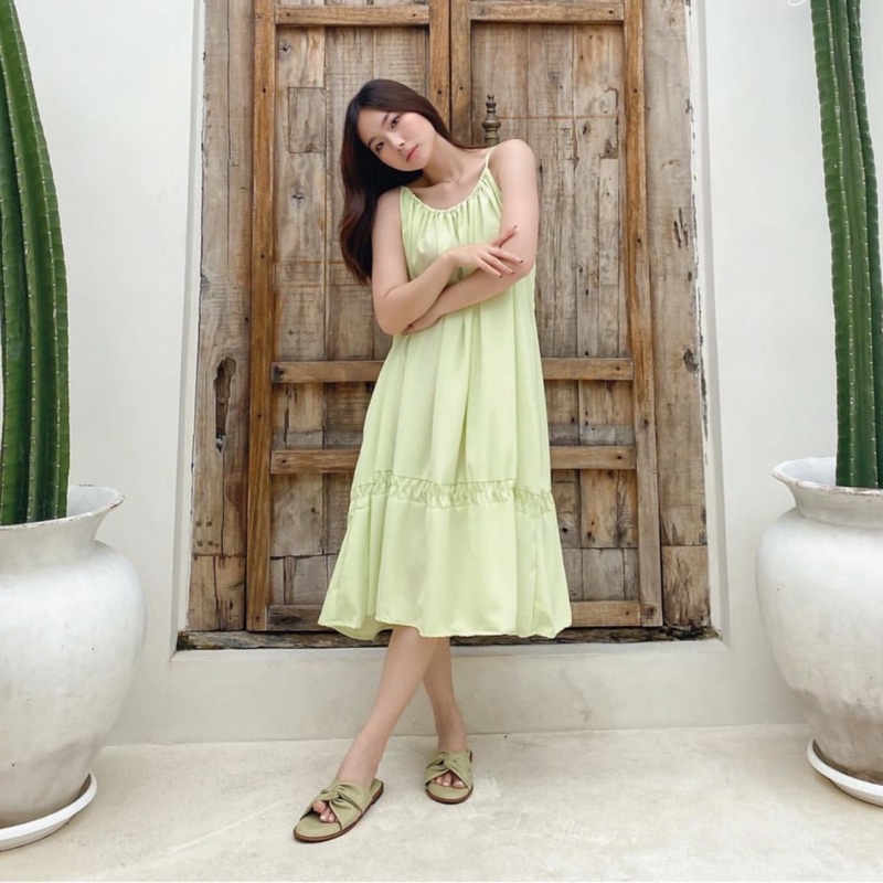 SO YEON KOREAN INSPIRED DRESS WITH MINI FRILLS OR FISH TAIL DETAILS - DRESS BUMIL FRIENDLY - BAJU HAMIL - DRESS SANTAI SEXY - MAXI DRESS BEACHCLUB - DRESS PANTAI - HADIAH / KADO ULTAH CEWEK