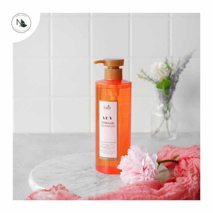 

Lador ACV Vinegar Shampoo 430ml
