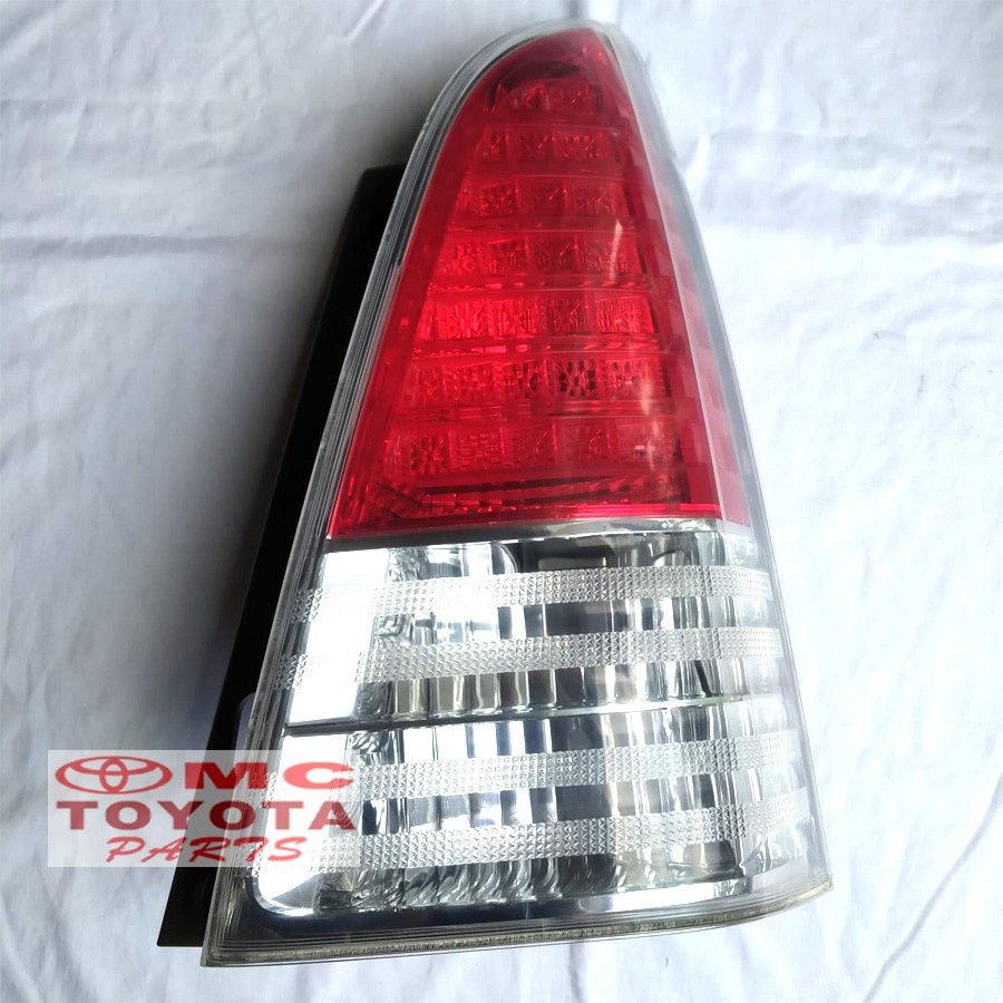 Lampu Stop Lamp Belakang Kanan Kijang Innova 81551-0K120-LL