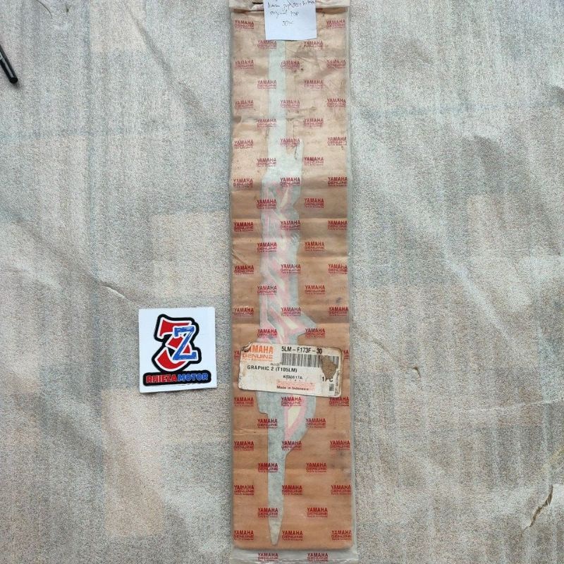 Striping stiker body bodi kanan jupiter 2001 hitam yb original