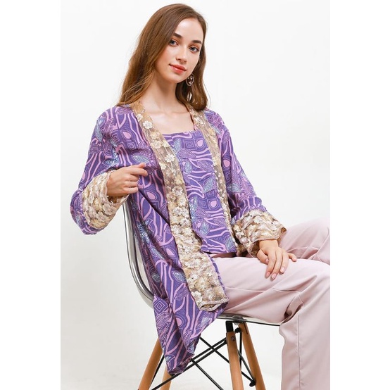 ALYA KIMONO | BATIK KIMONO | KUTUBARU BATIK | NONA BATIK