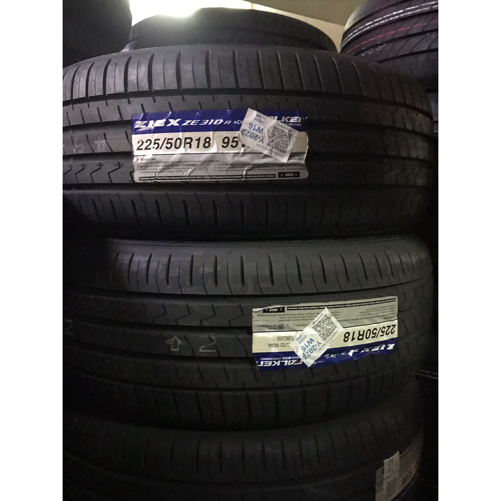 Ban mobil Falken ZE 310 R 225 50 r18 18 Corolla Cross Kreta Seltos X1