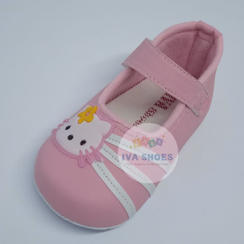 Sepatu Bayi perempuan 0-12 bulan hello kitty pink