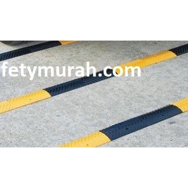 

Speed Bump Rubber Polisi Tidur Karet Kecil Marka Kejut Mini Premium - Hitam