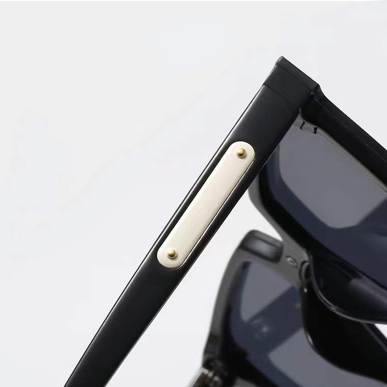 Kacamata Hitam Gaya Retro Vintage Untuk Wanita