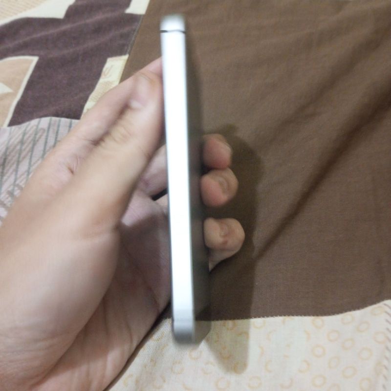 iPhone SE 2016 bypass