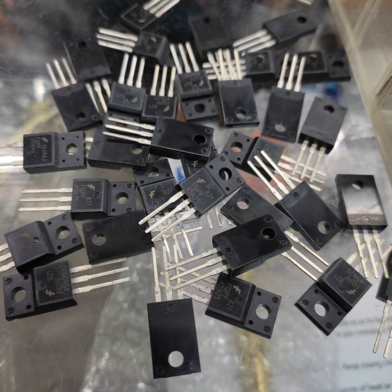 Mosfet  FQFP 45N25