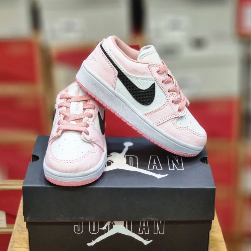 SEPATU JORDAN ANAK PEREMPUAN PREMIUM HIGH QUALITY SEPATU JORDAN ANAK CEWEK SEPATU ANAK PEREMPUAN KADO