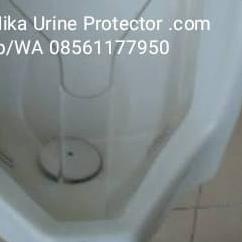 MIKA PENYEKAT URINAL / URINOIR