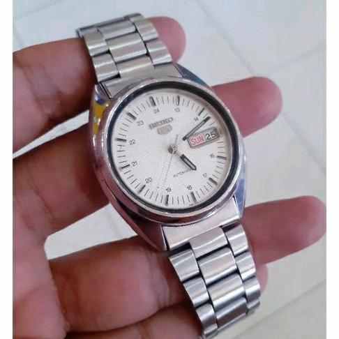 SEIKO 5 Cal-7S26A. White Military Dial. (second,bekas,vintage,kuno,antik)