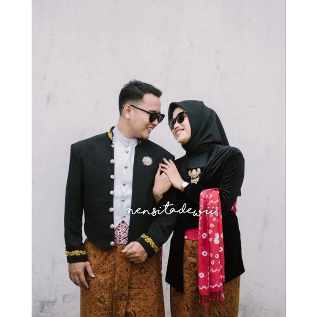 Set Prewedding / Baju Adat Jawa - Solo, Motif Sidomukti