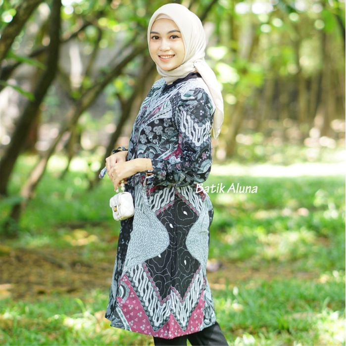 Baju Wanita Blouse Batik Tunik Katun Premium Adhem Cocok Untuk Kerja Batik Aluna TBA 104