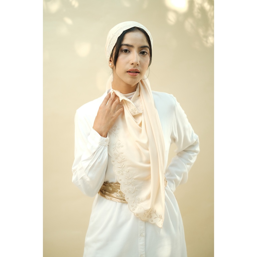 RATU Embroidery HIjab Shawl - Hanna - Oat