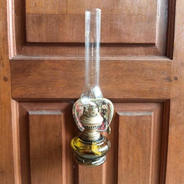 lampu minyak teplok semprong antik jadul - Cokelat