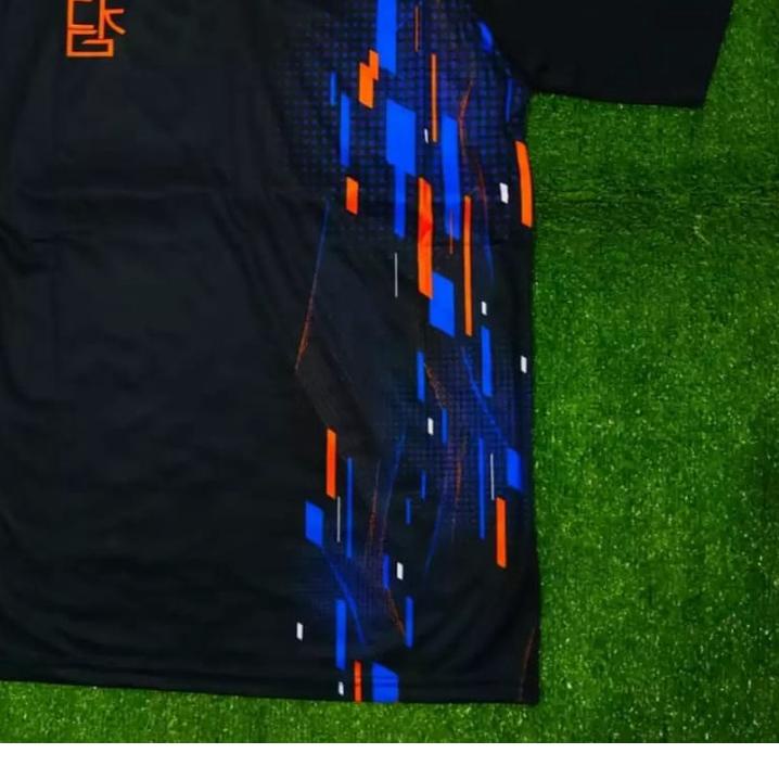 PAKAIAN OLAHRAGA PRIA BAJU FUTSAL KAOS LARI BAJU JOGGING MURAH BADMINTON VOLLY MIZUNO GROSIR