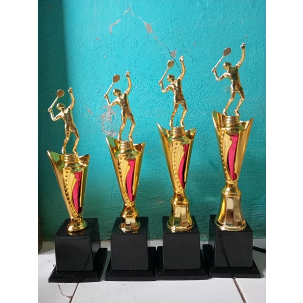 PIALA 115 BADMINTON JUARA 1-4