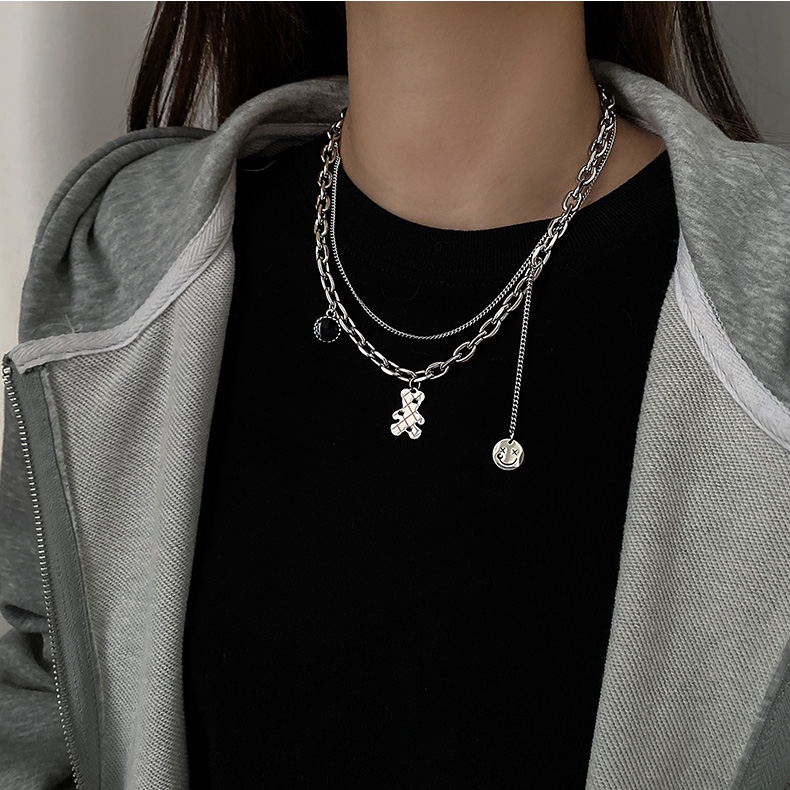 COD❤️Kalung Rantai Klavikula Fashion Korea Wanita Desain Beruang Tersenyum Gaya Hip Hop Untuk Aksesoris-A.one-A.one