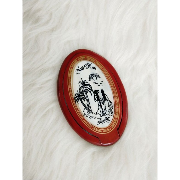 Souvenir Vietnam Cermin Kayu