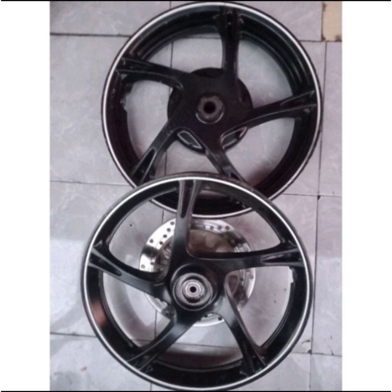 velg depan belakang Yamaha Xeon RC 125 Xeon karbu original seken