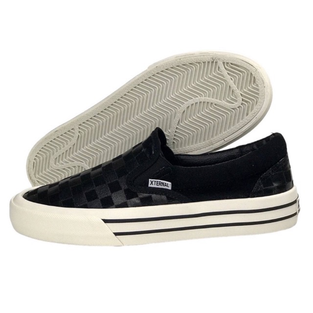 SLIP ON CRUAS XTERNAL CORDOVA BLACK MONO