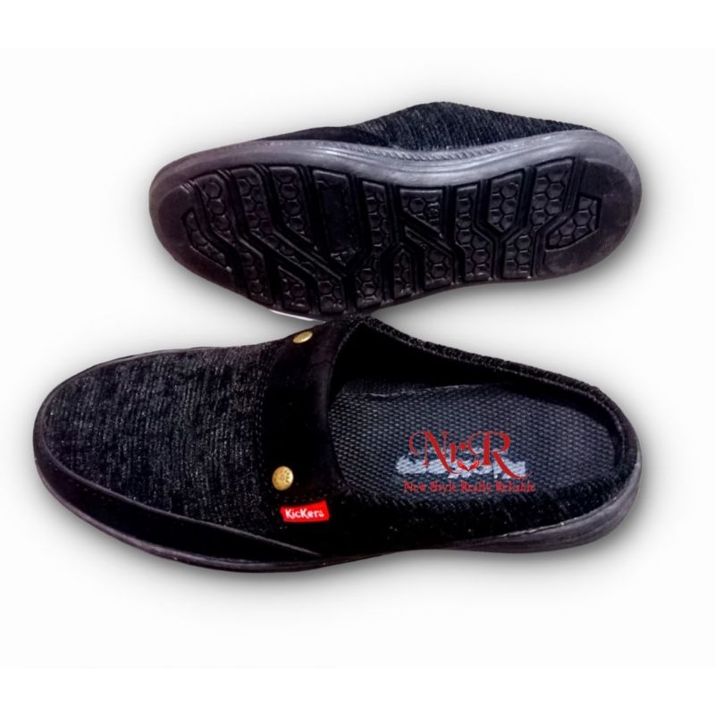 Sepatu sandal selop kasual santai/sandal slop bustong/sandal slide hitam pria wanita