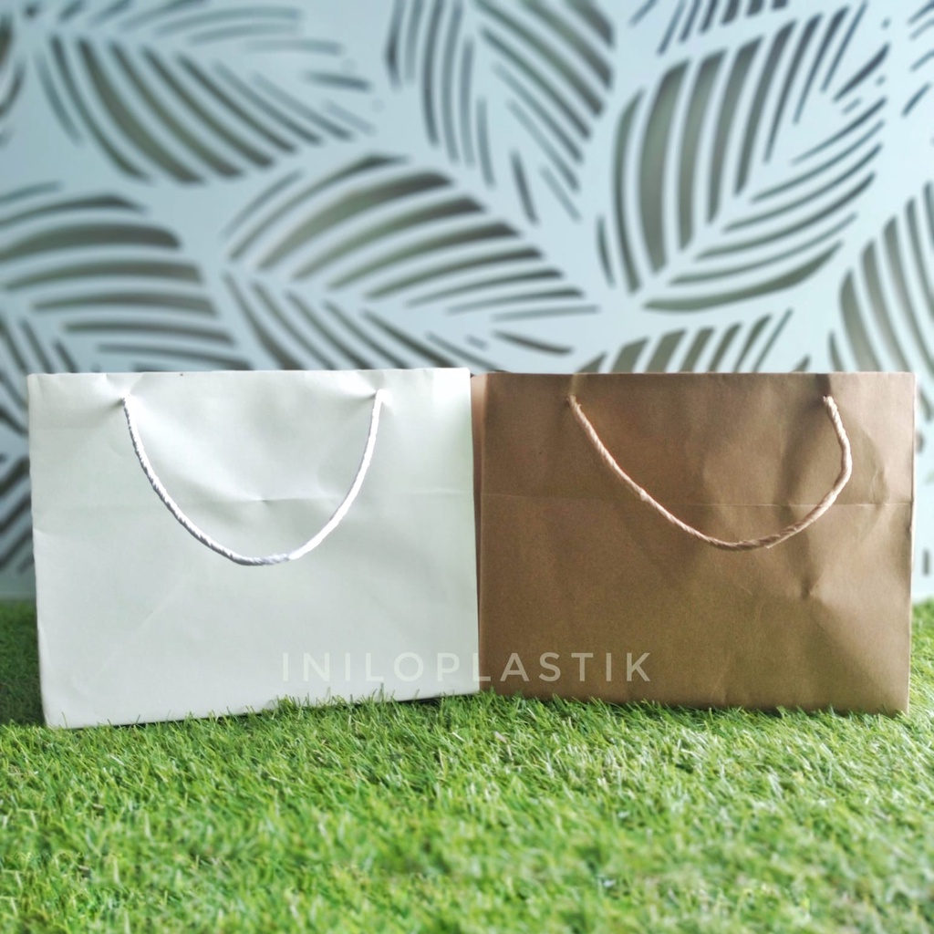 

Shopping Bag 18x22+22 / Paper Bag Putih Polos @1pack