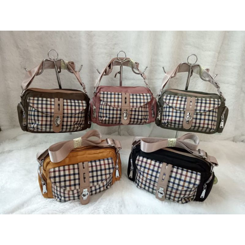 Junfa slemoang parasut kotak