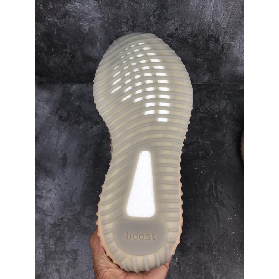 Yeezy Boost 350 V2 Tail light PK (Tapak Orange), Guaranteed Real Pic Made In China.