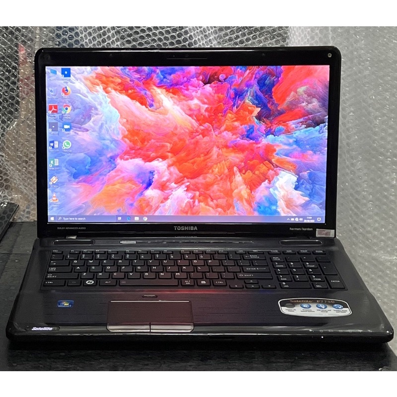 Laptop Toshiba Satellite P775S AMD A6-3400M Layar 15,6inch Second