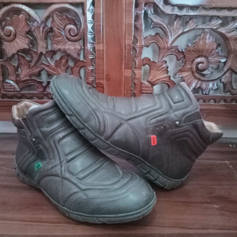 sepatu second kickers kulit original size 43 insole 275