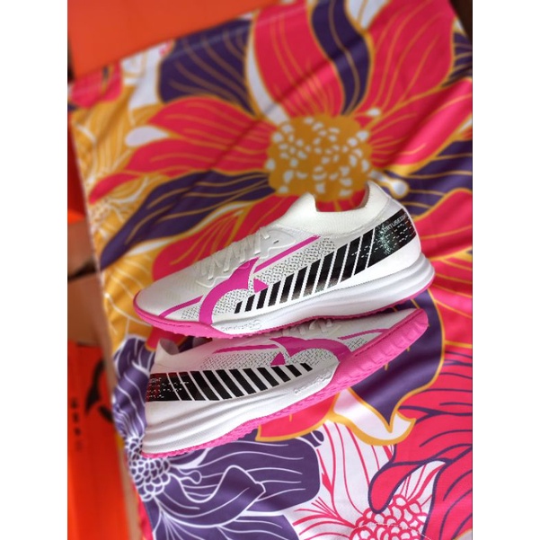 Sepatu Futsal Ortuseight Catalyst Liberte In - White/Black/Ultra