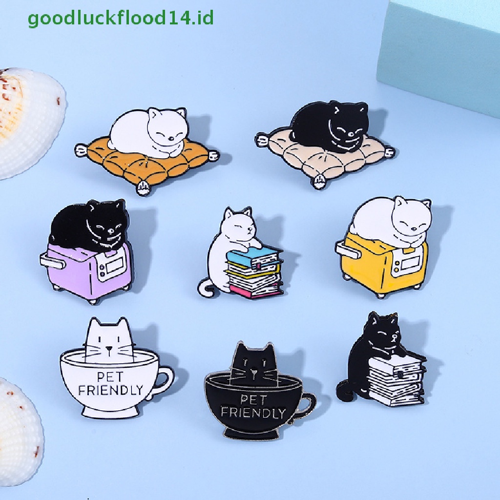 Bros Pin Enamel Bentuk Kartun Kucing Cangkir Teh Warna Hitam Putih Bahan Alloy Metal Untuk Jaket Ransel Wanita