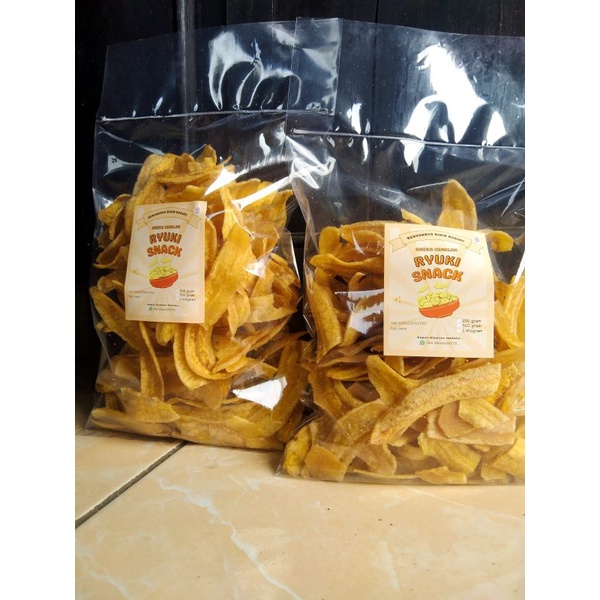 

Snack cemilan keripik pisang Ryuki Snack 100 gram