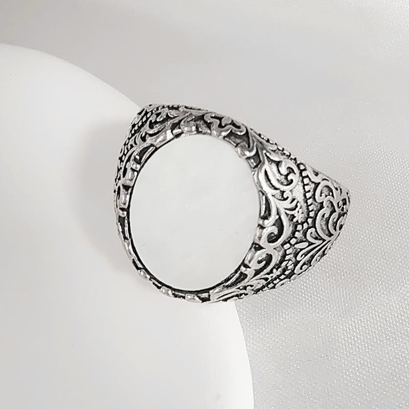 Cincin Bentuk oval Warna Putih Gaya retro Untuk Pria