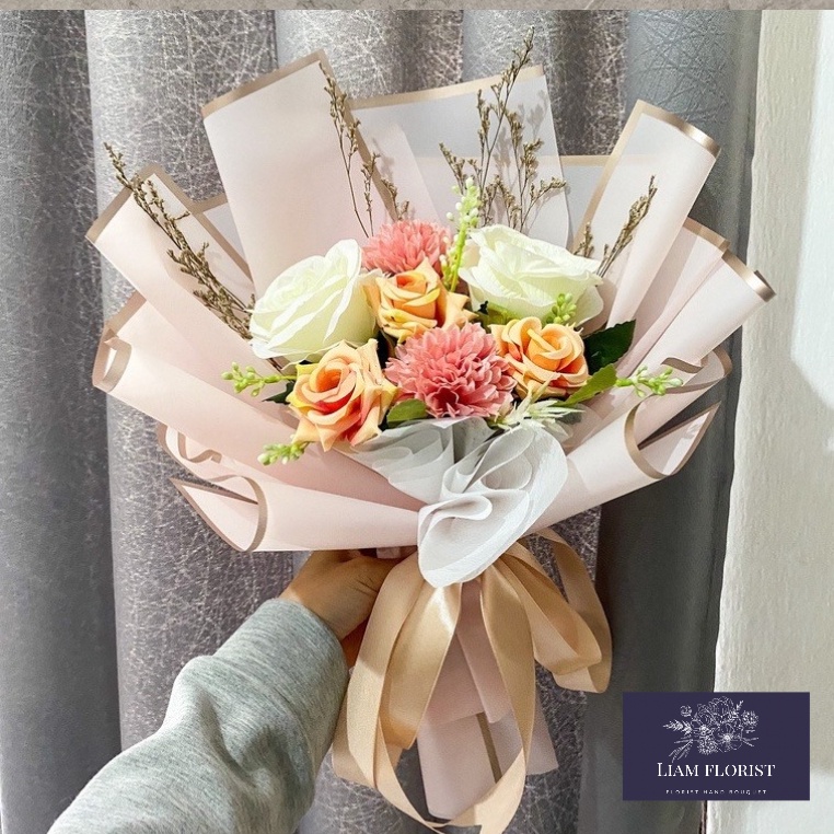 BUKET BUNGA MIX ARTIFICIAL/BUKET BUNGA PALSU/BUKET BUNGA MAWAR MATAHARI PEONY TULIP/BUKET WISUDA