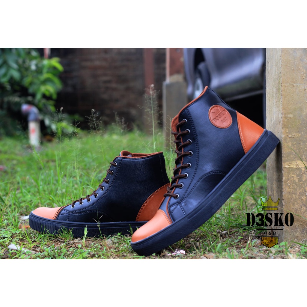 TERBARU - SNEAKERS SEPATU PRIA  KERJA SANTAI JALAN-JALAN GAUL TRENDY NONGKRONG NAIK MOTOR NAIK MOBIL