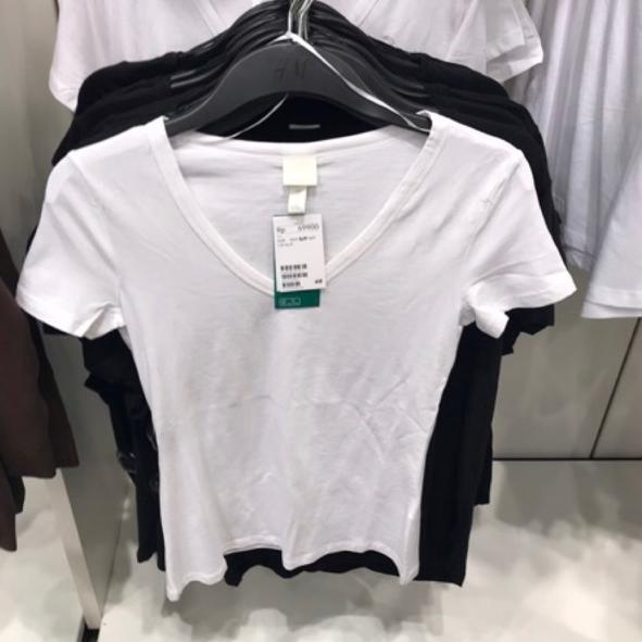 [KODE PRODUK VKRYQ9449] Kaos Polos V-Neck Cewek H&M 2